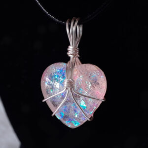 ICE Heart Dichroic Multi-color Shifting pendant